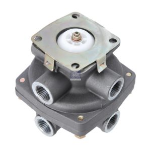 LPM Truck Parts - FOOT BRAKE VALVE (0024319105 - 1508614)