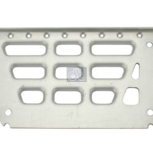 LPM Truck Parts - STEP PLATE, RIGHT (8191827)