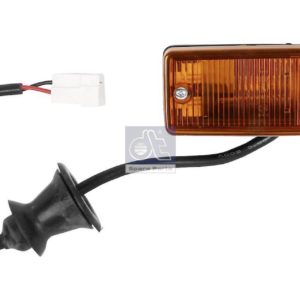 LPM Truck Parts - TURN SIGNAL LAMP, FENDER LEFT (0018200421 - 0018204321)