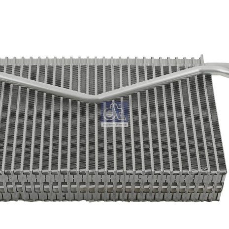 LPM Truck Parts - EVAPORATOR (0018304958 - 0018308458)