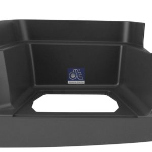 LPM Truck Parts - STEP WELL CASE, RIGHT (1440243)