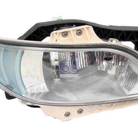 LPM Truck Parts - FOG LAMP, RIGHT (1892914 - 2032708)